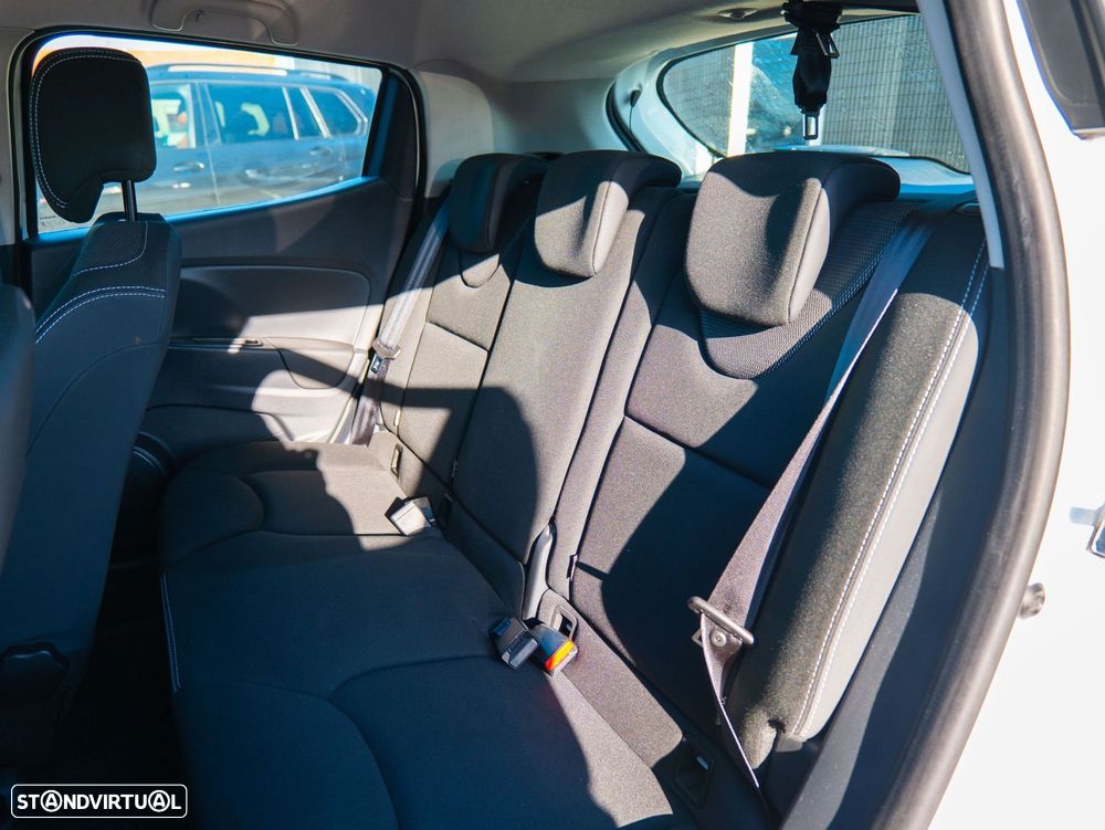 Renault Clio 1.5 dCi Zen - 24