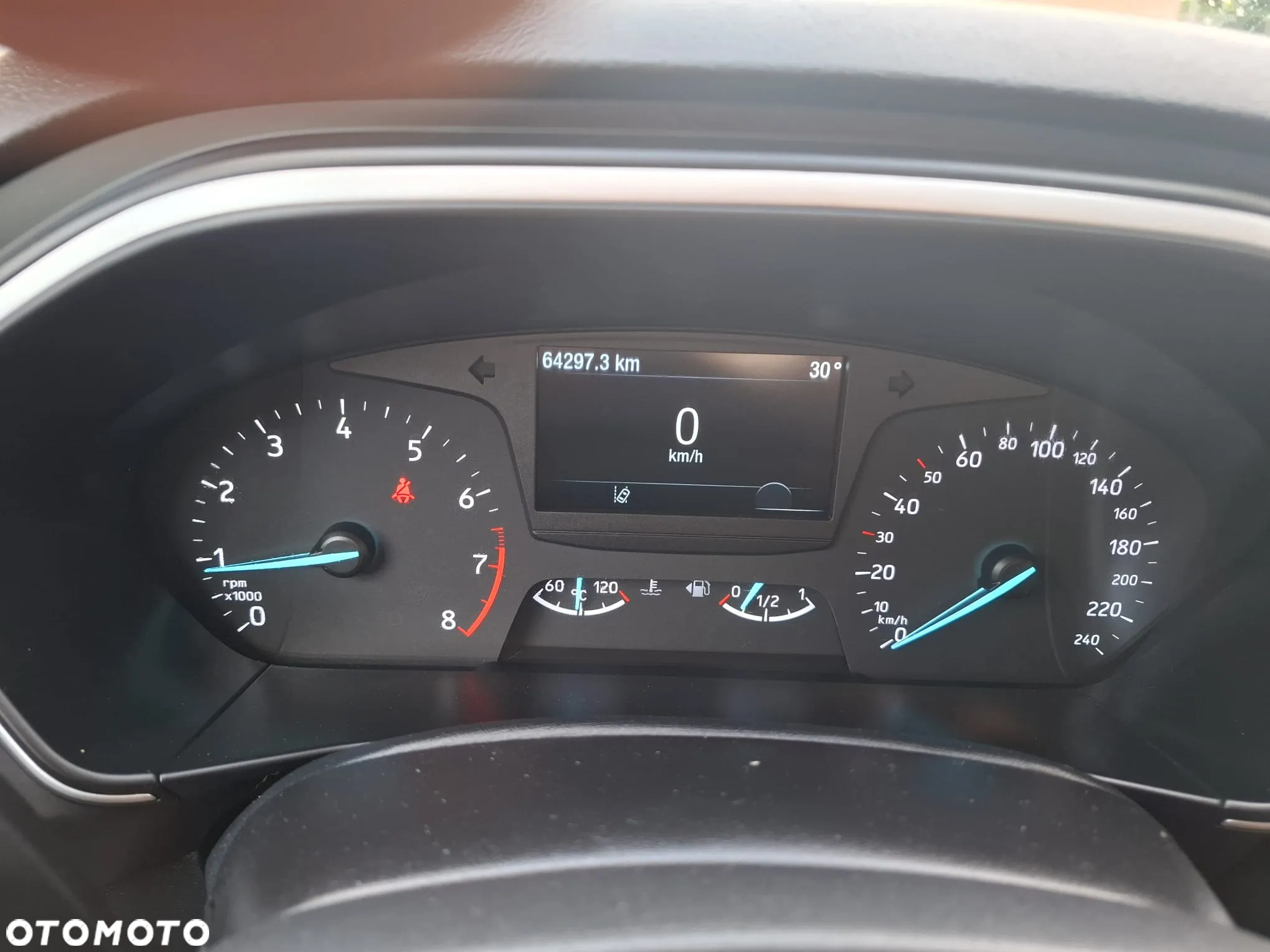 Ford Focus - 8