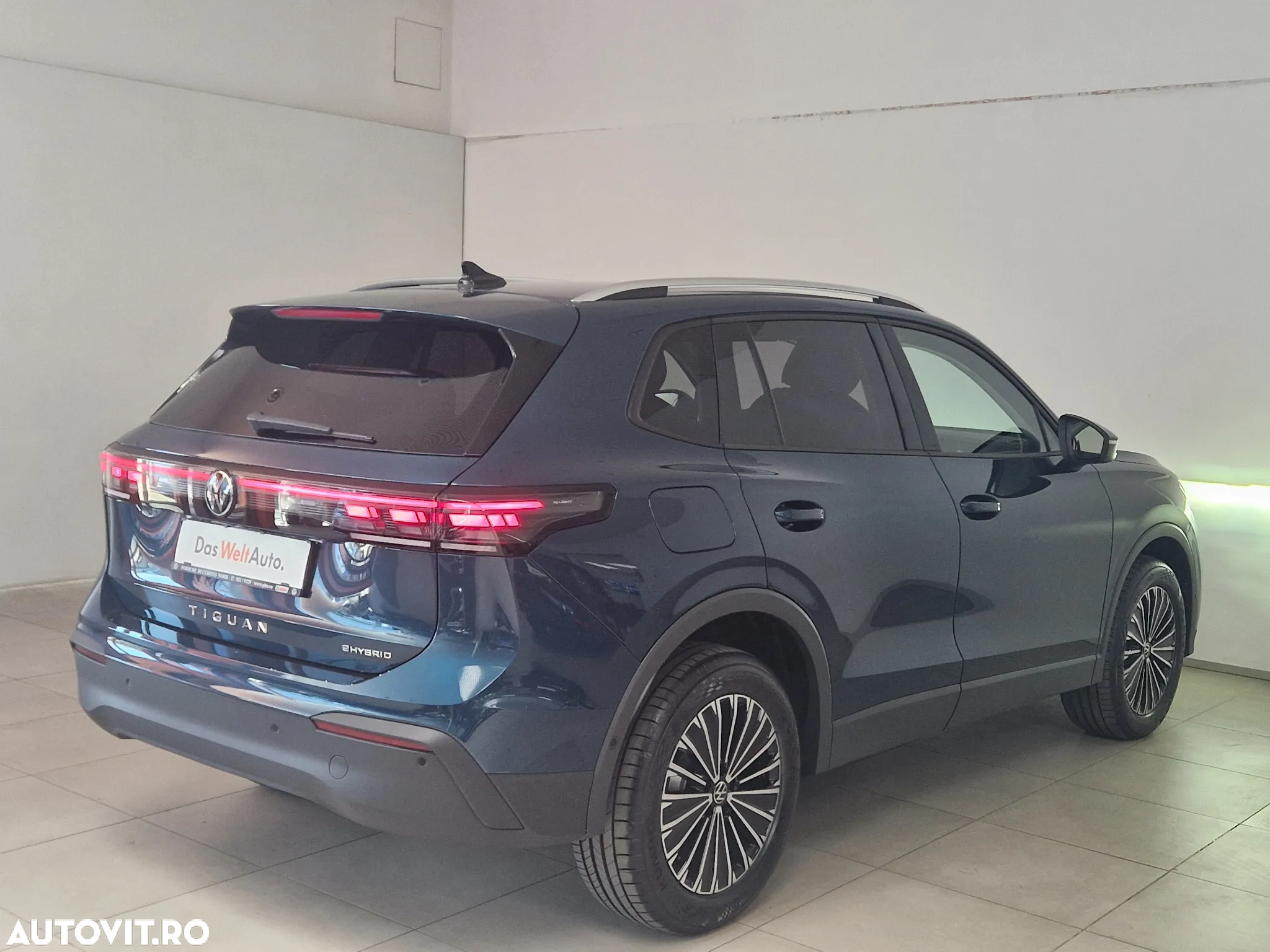 Volkswagen Tiguan - 7