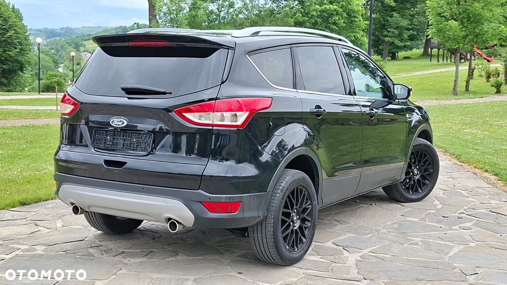 Ford Kuga 2.0 TDCi 4WD Titanium - 4