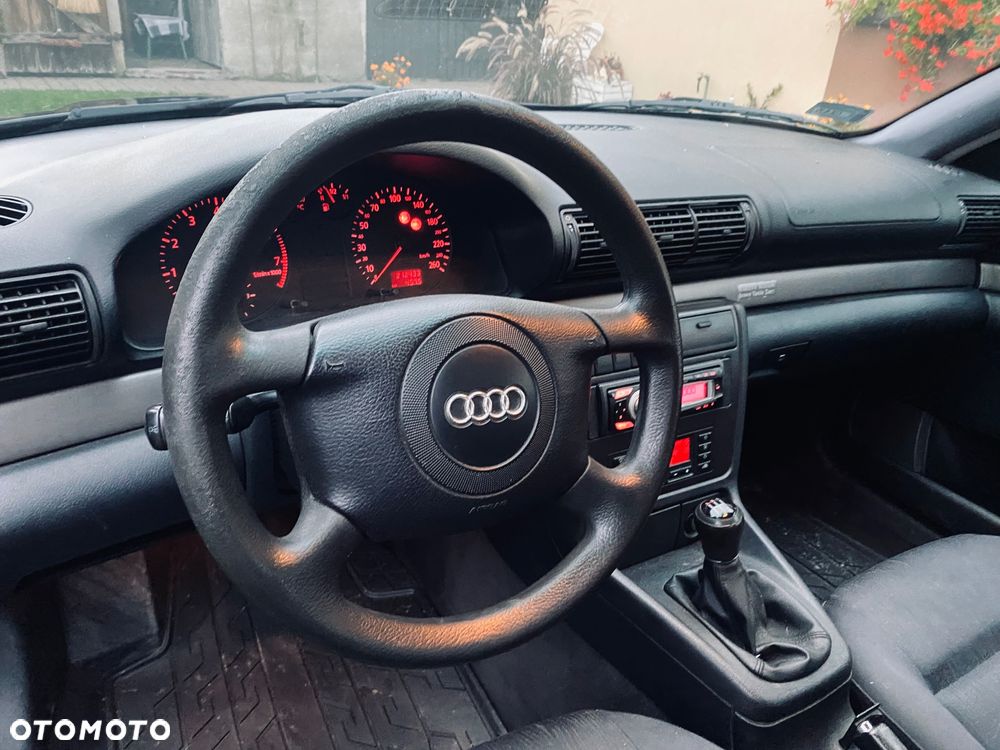 Audi A4 - 10