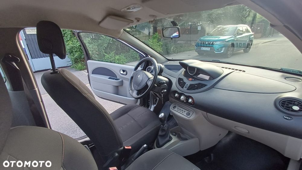 Renault Twingo 1.2 16V Dynamique - 9
