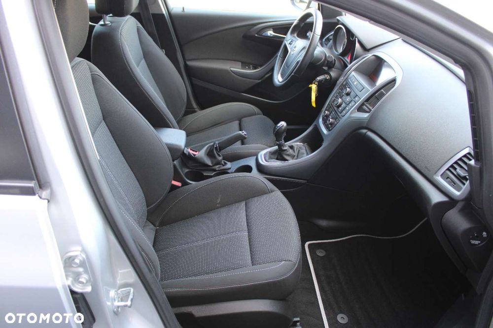 Opel Astra - 24