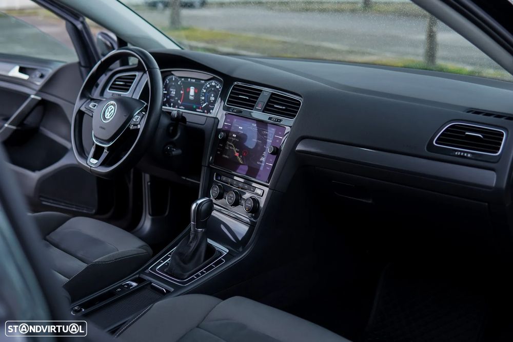 VW Golf 1.6 TDI R-Line DSG - 60