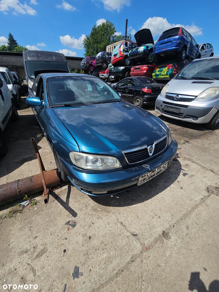 Opel Omega 2.2 104kw Części - 6