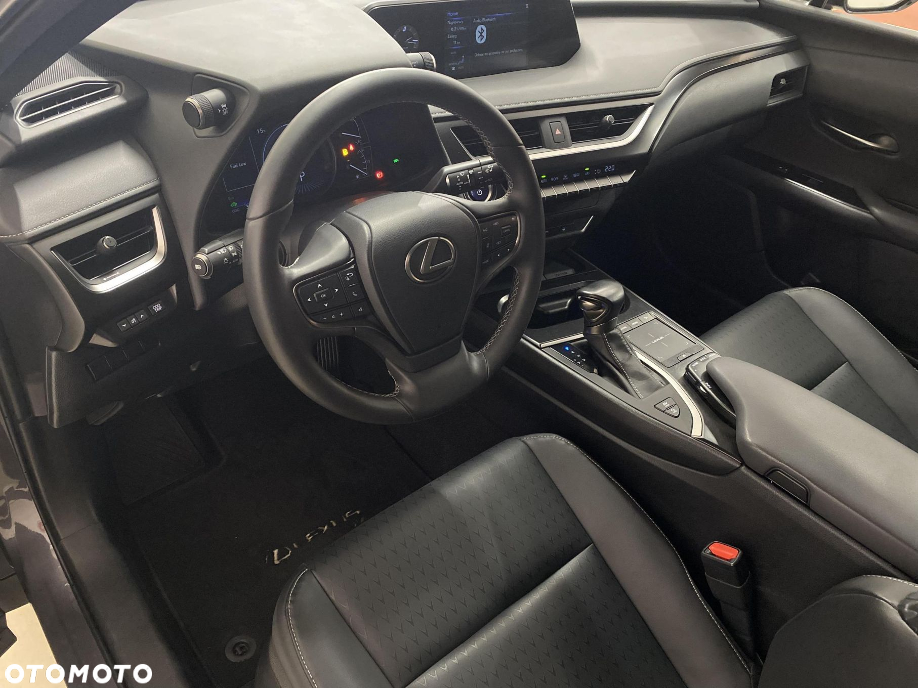 Lexus UX 250h GPF F Impression 2WD - 10