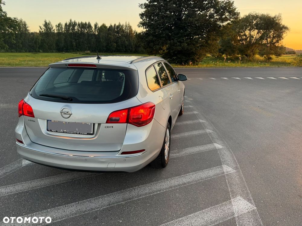 Opel Astra 1.7 CDTI Enjoy - 26