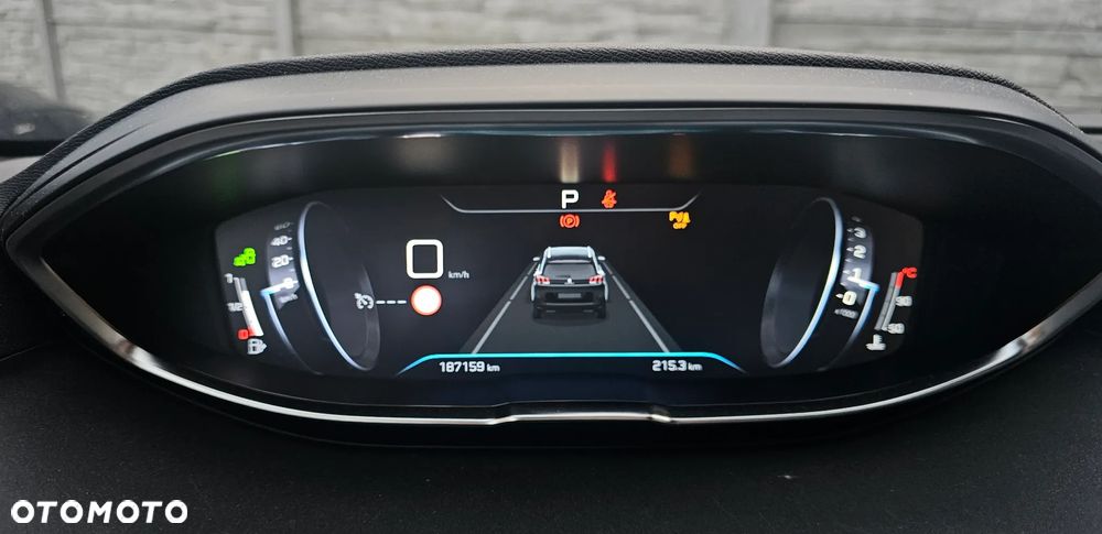 Peugeot 5008 BlueHDi 180 EAT8 GT Pack - 25