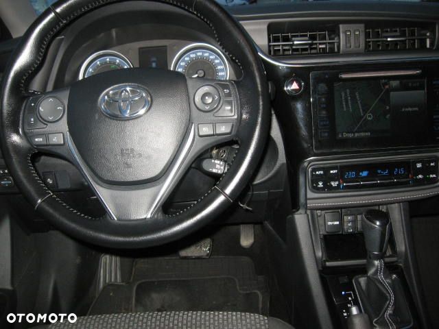 Toyota Corolla 1.6 Premium MS EU6 - 11