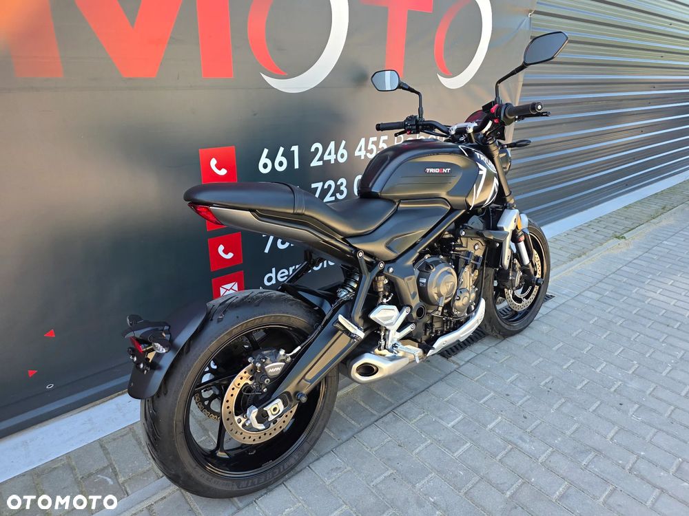Triumph Trident - 3