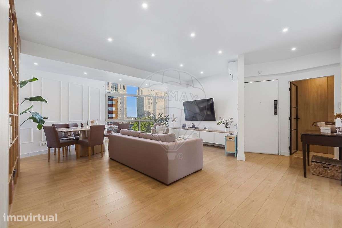Apartamento T4 para venda - Grande imagem: 2/14
