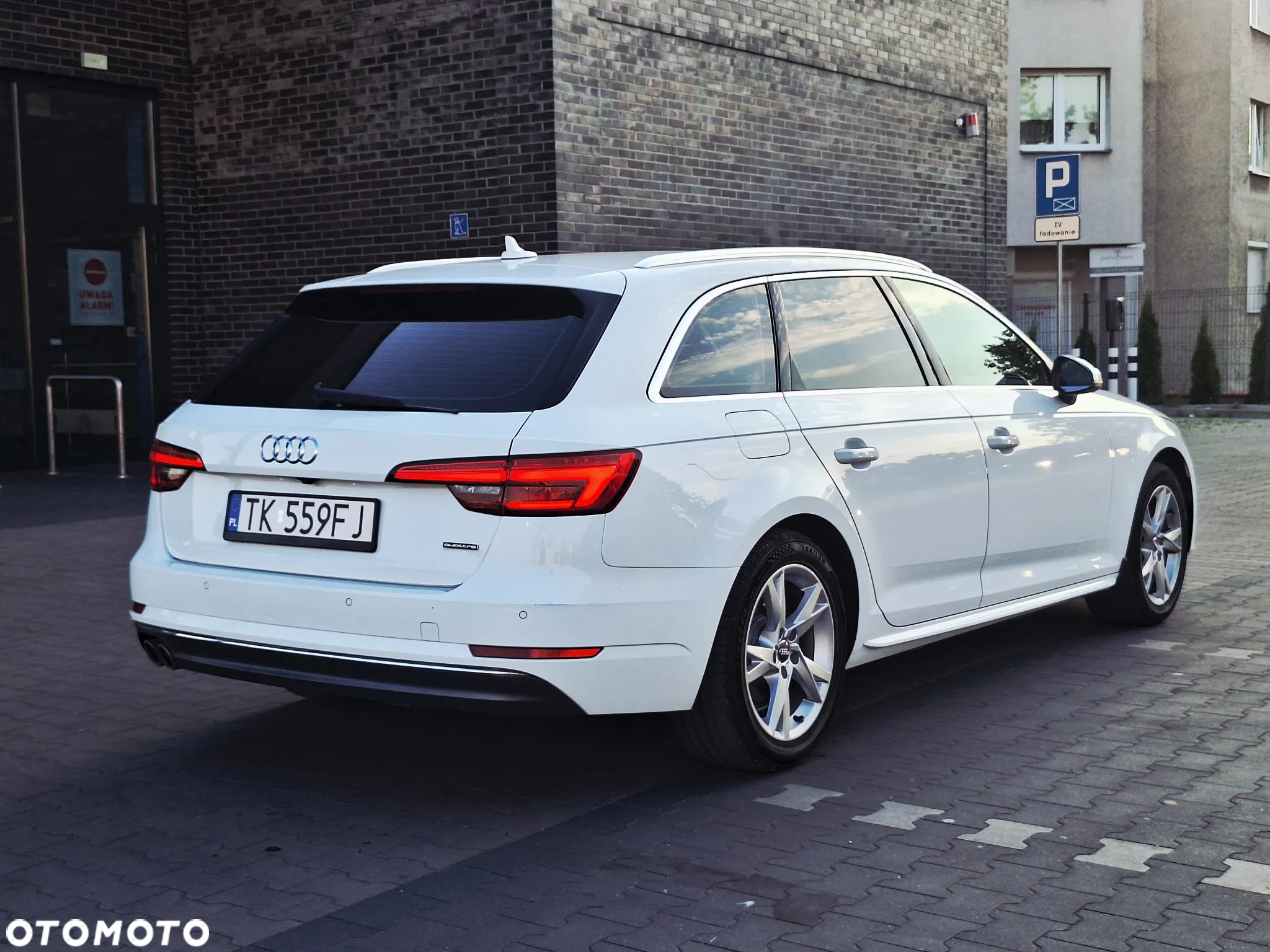 Audi A4 2.0 TDI Quattro Sport S tronic - 7