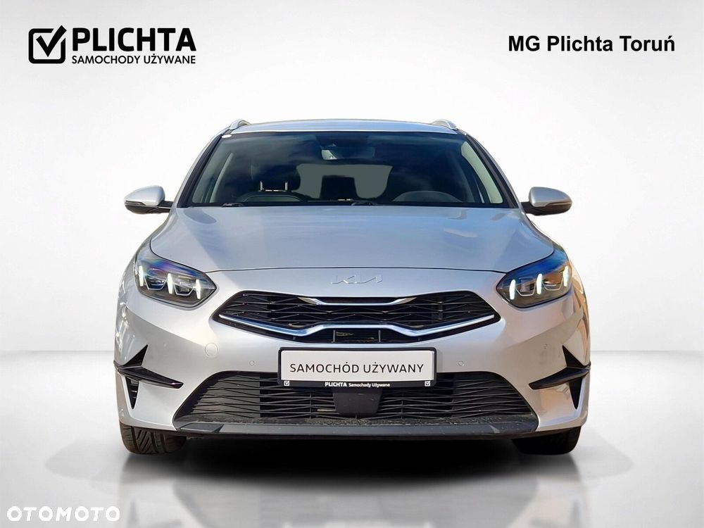 Kia Ceed - 9