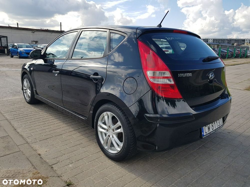 Hyundai i30 1.4 FIFA WM Edition - 7