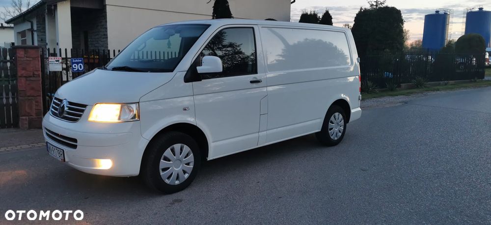 Volkswagen T5 - 25