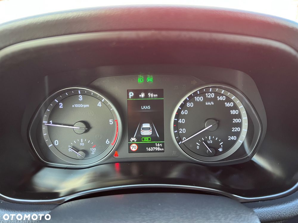Hyundai i30 1.6 D Premiere Luxury DCT - 23