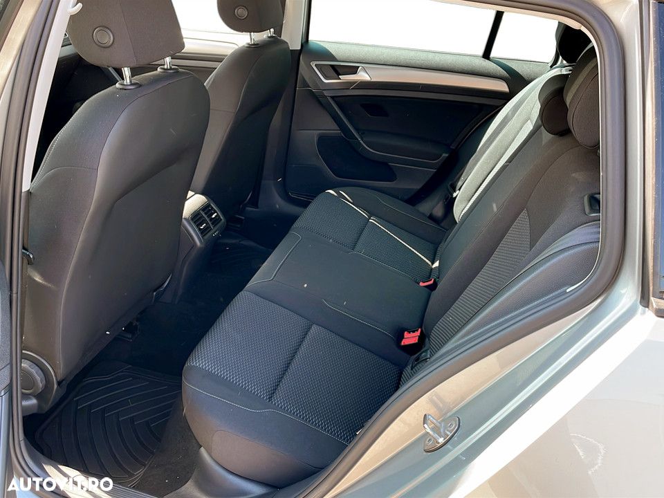 Volkswagen Golf 1.0 TSI DSG Comfortline - 24