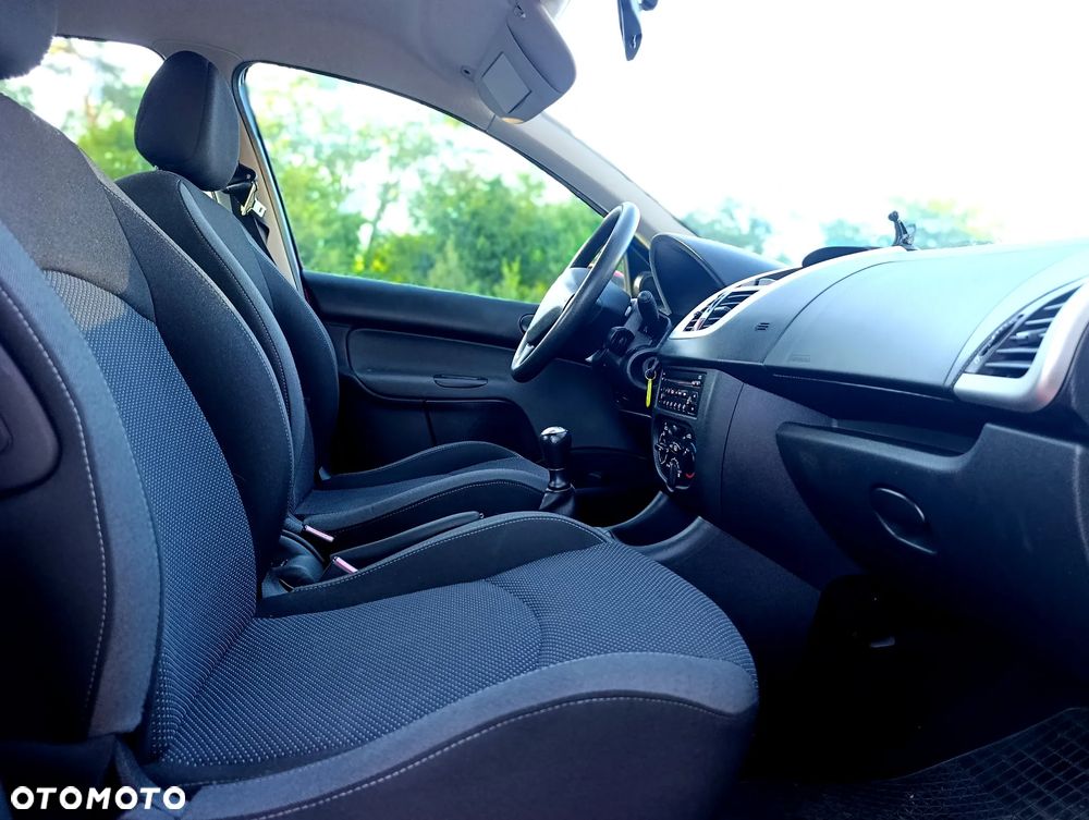 Peugeot 206 plus 75 - 13