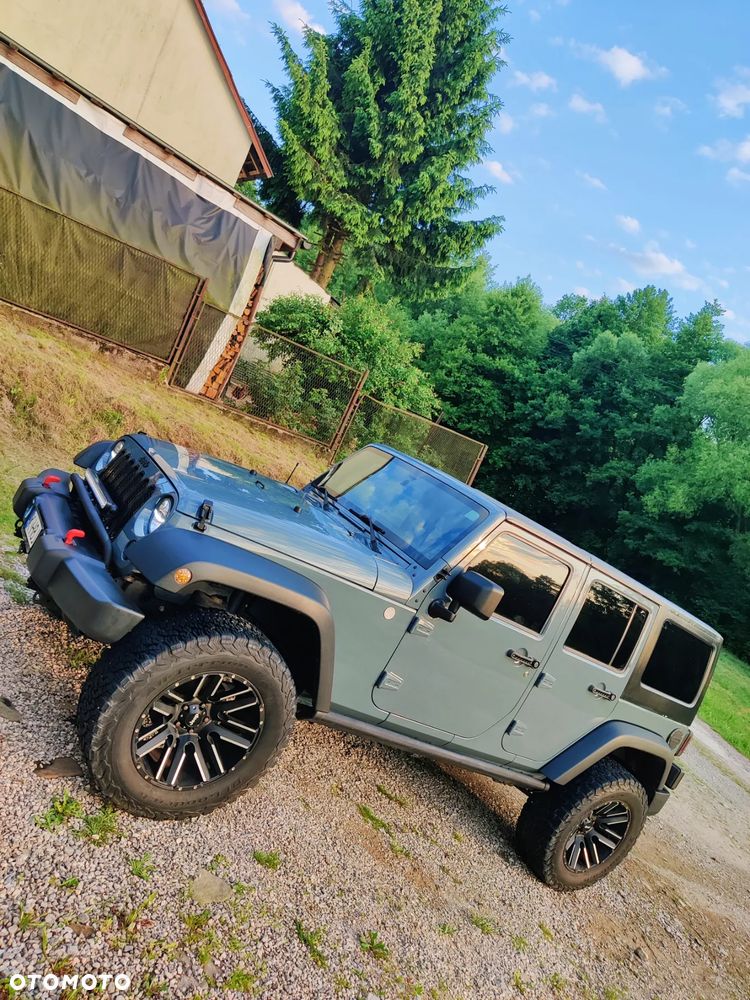 Jeep Wrangler - 5