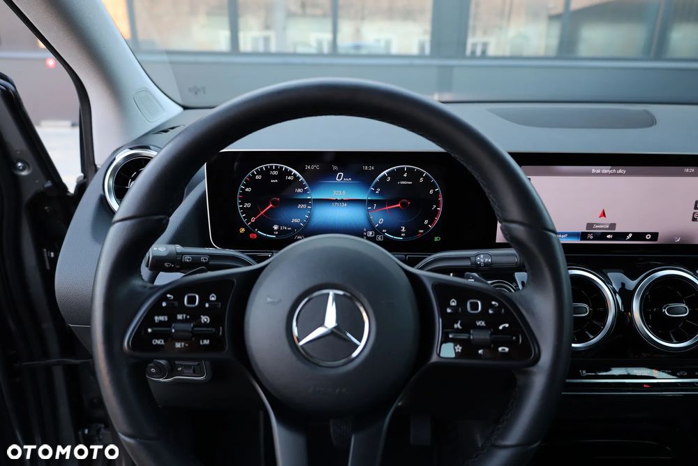 Mercedes-Benz Klasa B 180 7G-DCT - 8