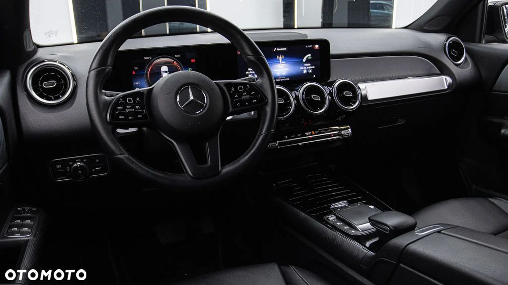 Mercedes-Benz GLB 200 7G-DCT - 15