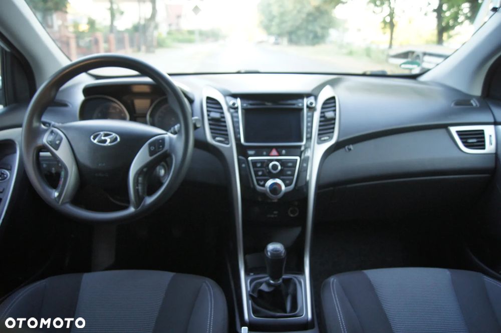 Hyundai i30 blue 1.4 YES Gold - 13