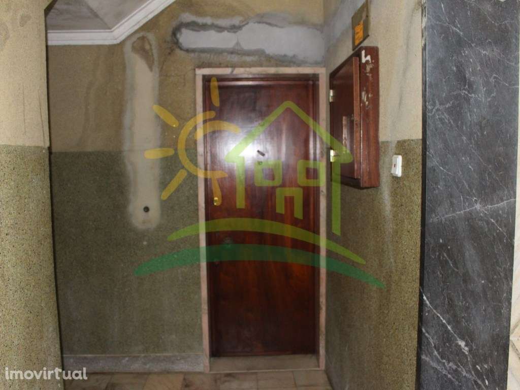 T1 Olival Basto a 10 minutos a pé do metro - Sr. Roubado - Grande imagem: 3/26