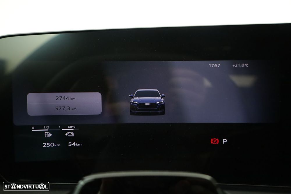 Audi A5 Limousine e-hybrid quattro SE Business Plus - 16