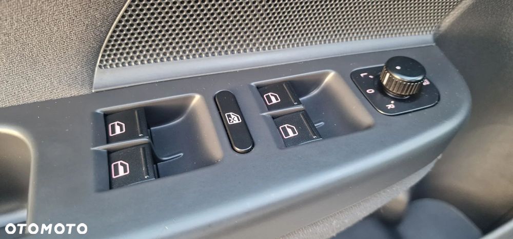 Volkswagen Golf 1.6 Tour Edition - 31