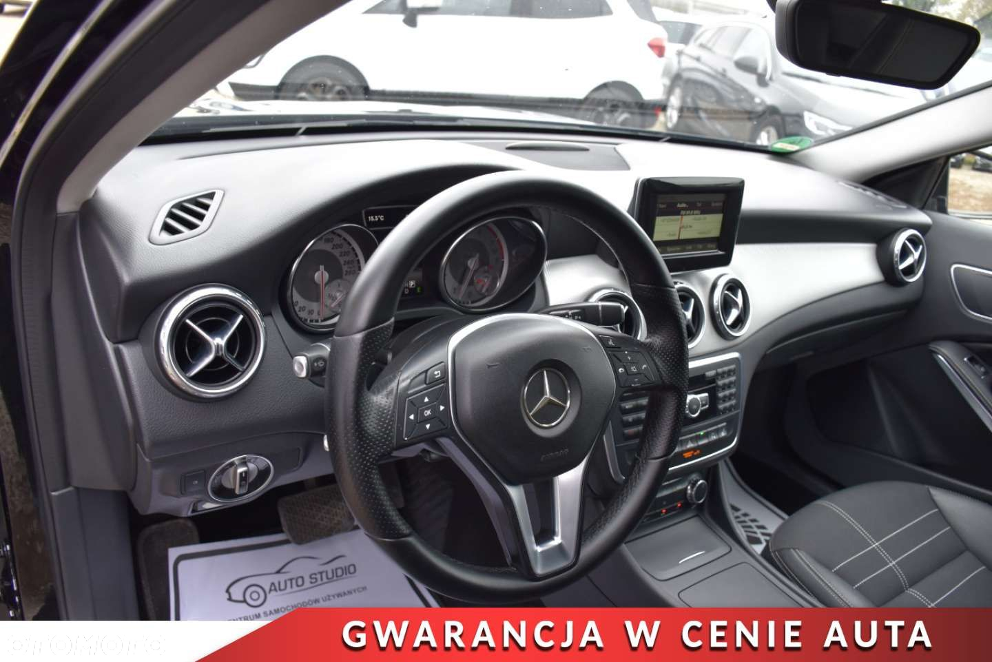 Mercedes-Benz GLA 200 7G-DCT Urban - 11