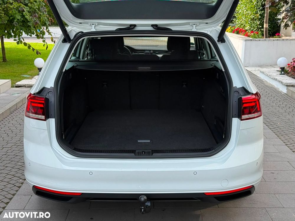 Volkswagen Passat 2.0 TDI SCR Business - 24