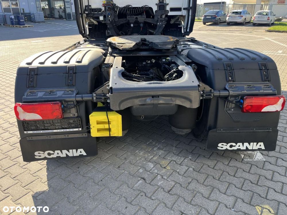 Scania R 460 A4x2NA - 14