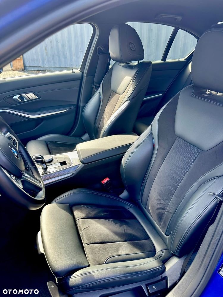 BMW Seria 3 320i M Sport sport - 34