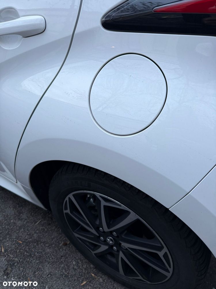Toyota Yaris - 8