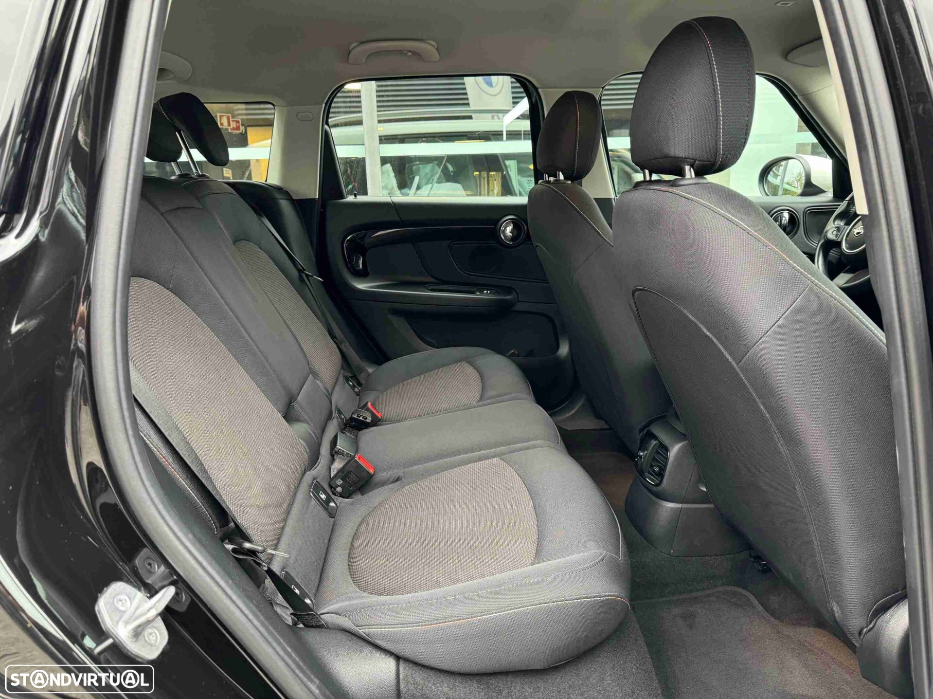 MINI Countryman Cooper SE ALL4 Auto - 18