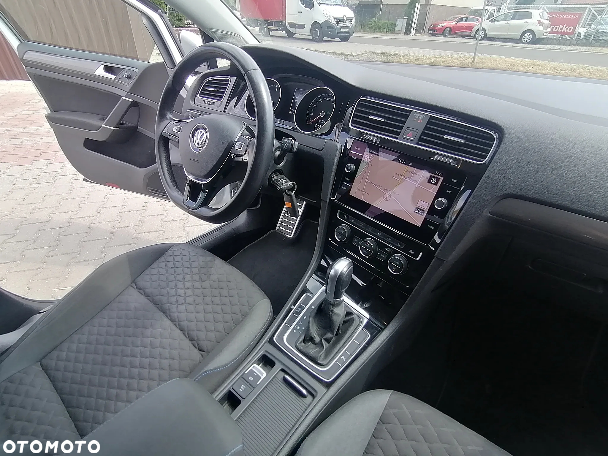 Volkswagen Golf Variant 2.0 TDI SCR DSG Join - 22
