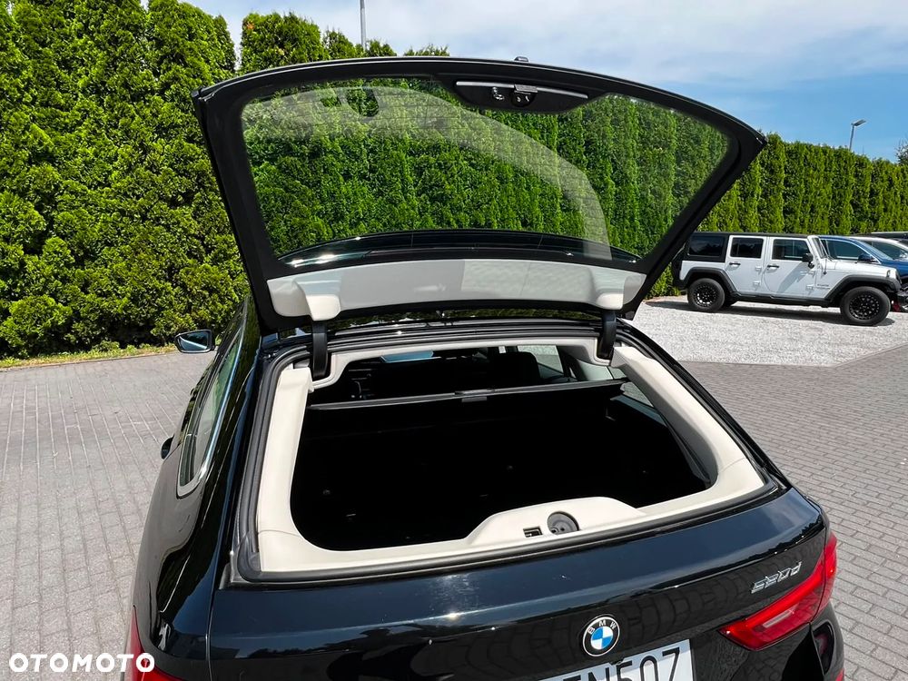 BMW Seria 5 520d - 19