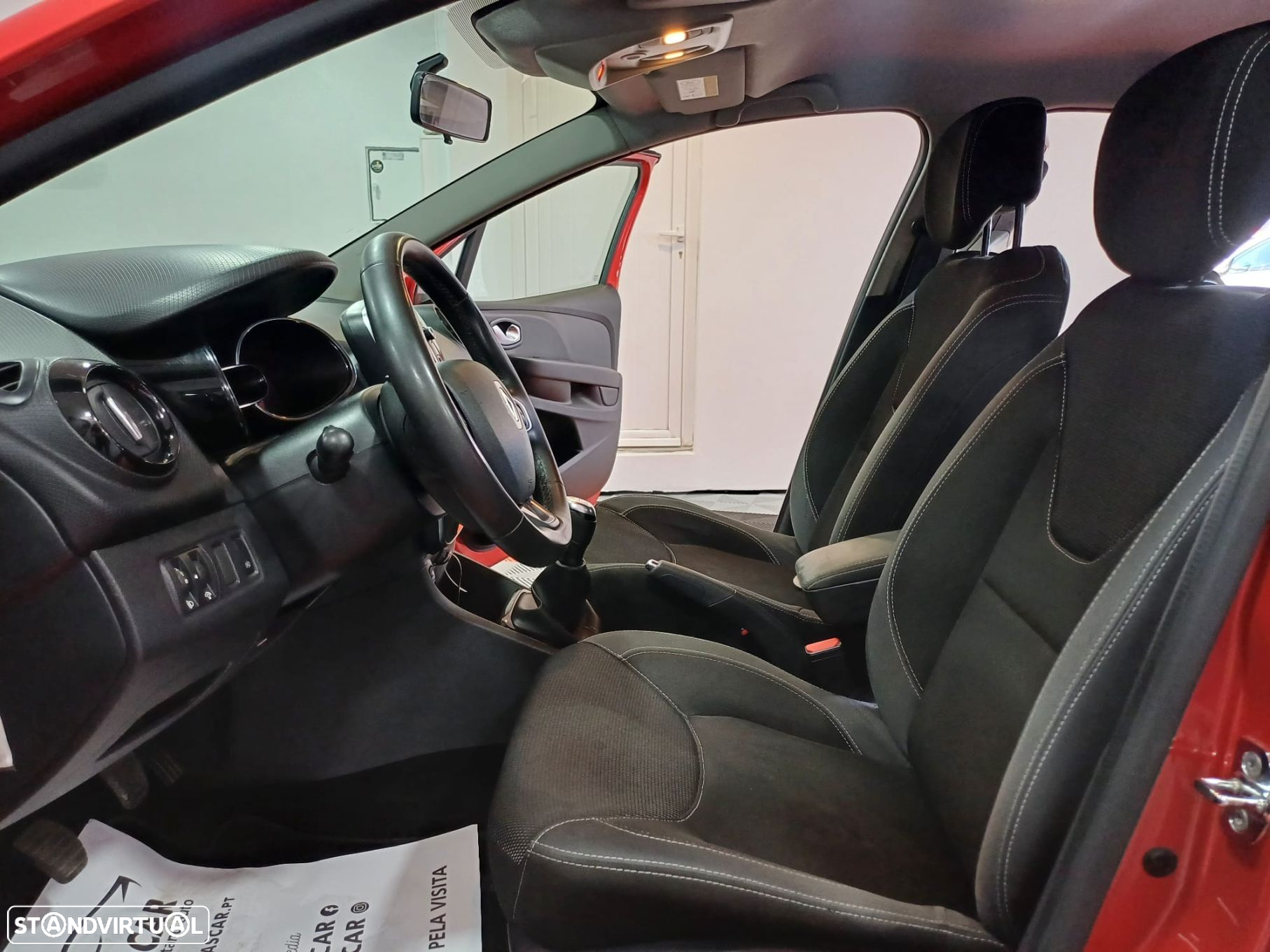 Renault Clio 0.9 TCe Limited - 11