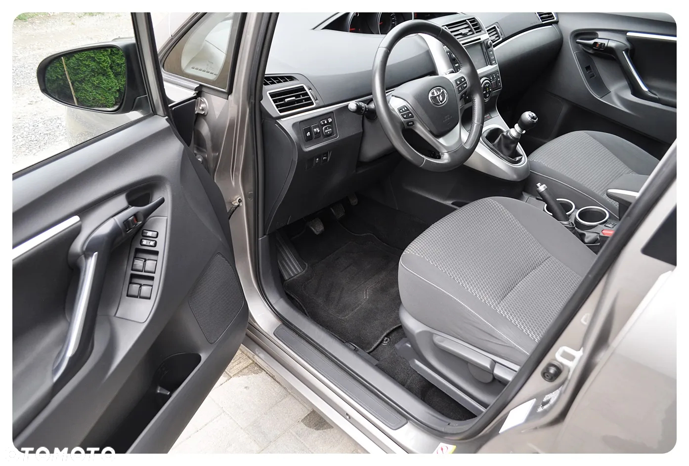 Toyota Verso 1.8 5-Sitzer Skyview Edition - 31