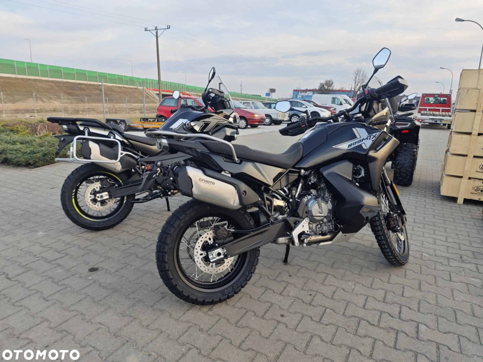 CFMoto MT