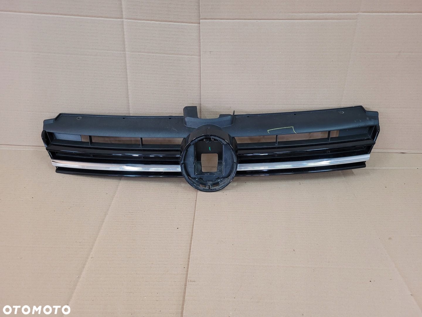 GRILL ATRAPA CHŁODNICY VW GOLF VII LIFT 5G0853653Q - 1