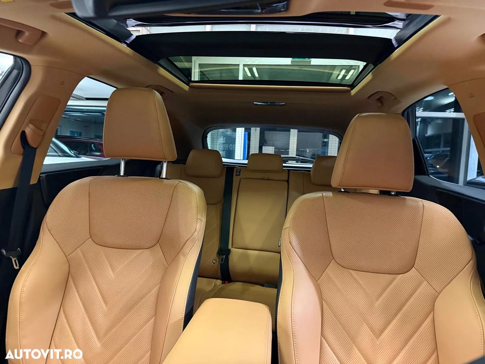 Lexus Seria NX 450h+ E-FOUR F SPORT - 12