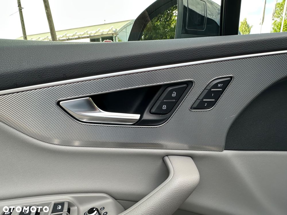 Audi Q7 - 13