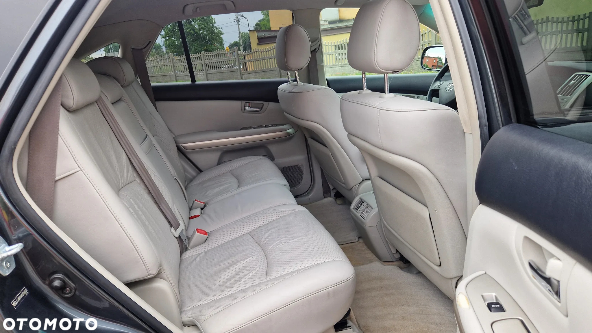 Lexus RX 400h (hybrid) Luxury - 10