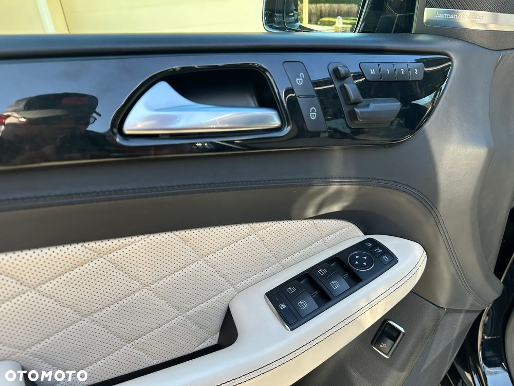 Mercedes-Benz ML 350 BlueTEC 4MATIC 7G-TRONIC Edition 1 - 15