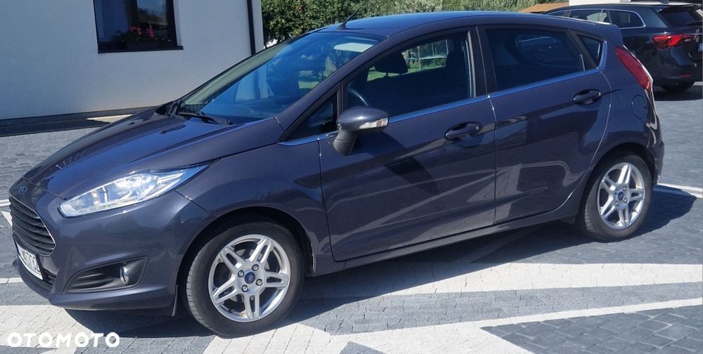 Ford Fiesta - 2