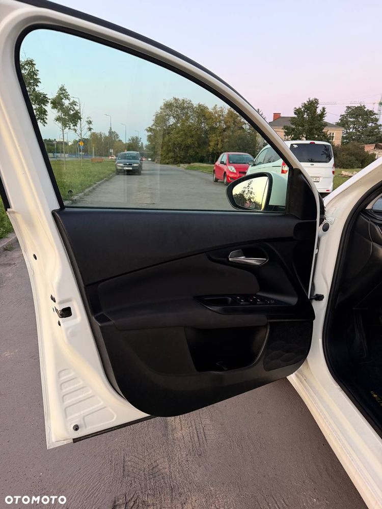 Fiat Tipo 1.3 MultiJet 16v Easy - 12