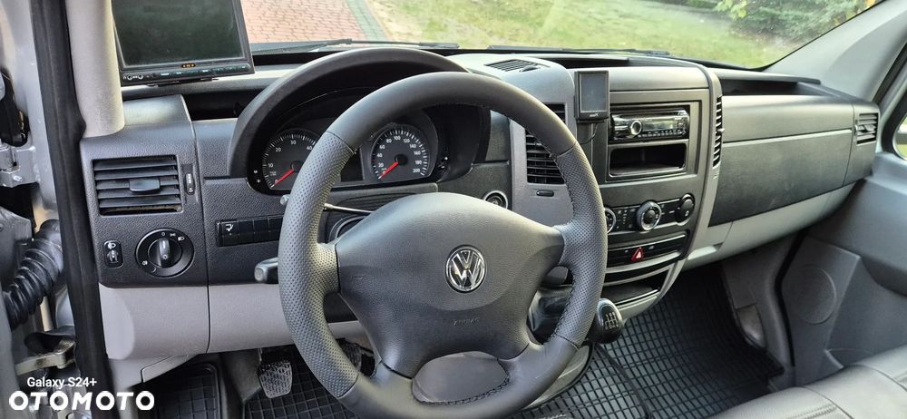 Volkswagen CRAFTER - 23