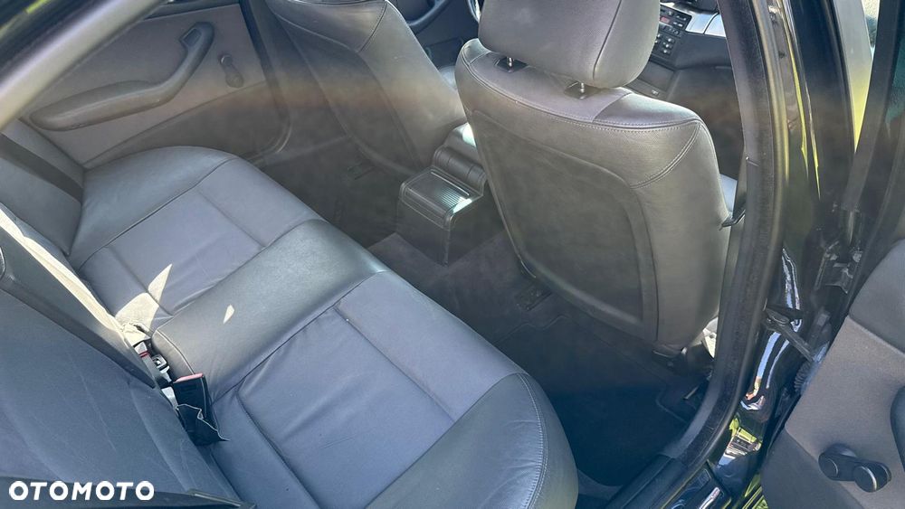 BMW Seria 3 - 28