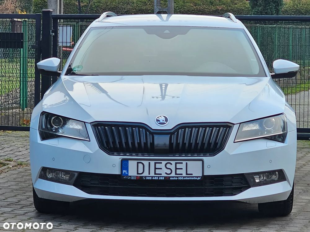 Skoda Superb 2.0 TDI DSG Premium Edition - 2